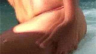 AsianTeenInAHotTub - porn video