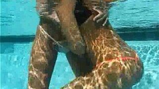 Poolside lesbians - porn video