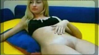 cutie Rubs Pussy - porn video