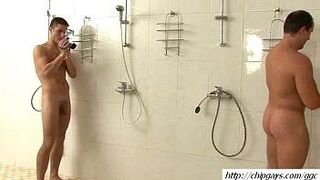 Four sexy dudes washing in bath - porn video